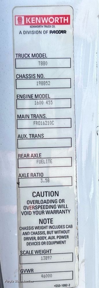 image for item DH8663 2018 Kenworth T880 semi truck