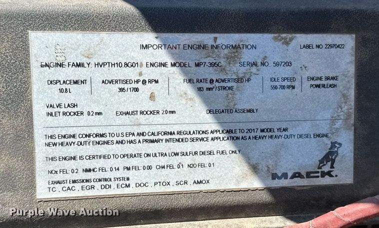 image for item DH8665 2018 Mack CXU613 semi truck