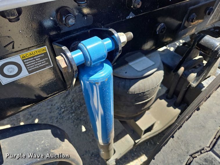 image for item DH8673 2016 Kenworth T880 semi truck