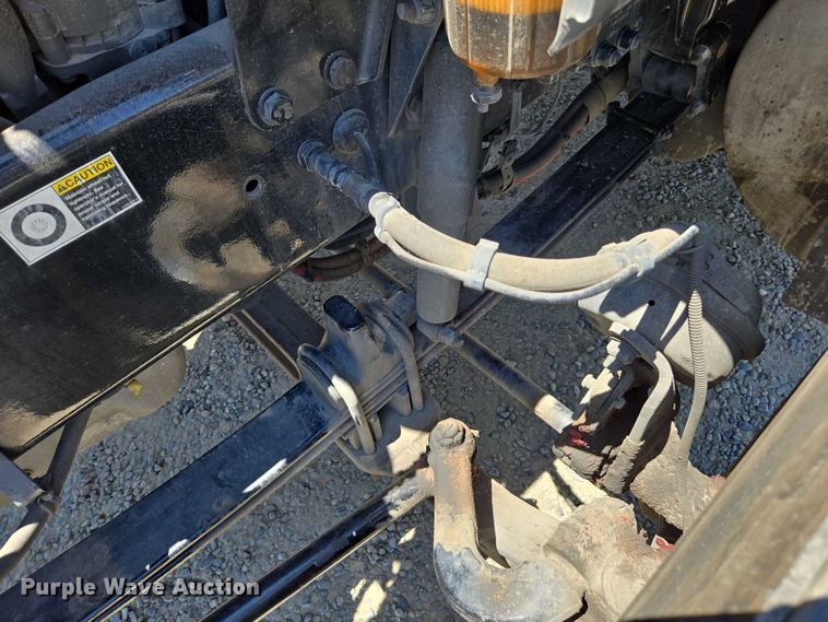 image for item DH8673 2016 Kenworth T880 semi truck