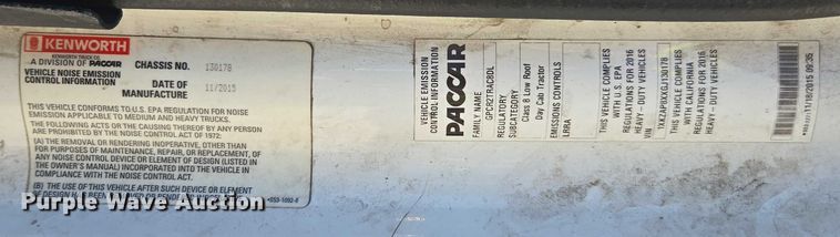 image for item DH8673 2016 Kenworth T880 semi truck