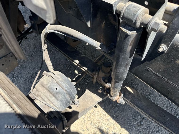 image for item DH8677 2018 Mack CXU613 semi truck