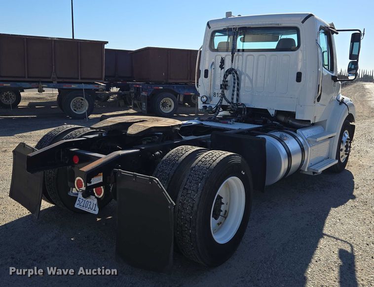 CAMIóN 2013 FREIGHTLINER