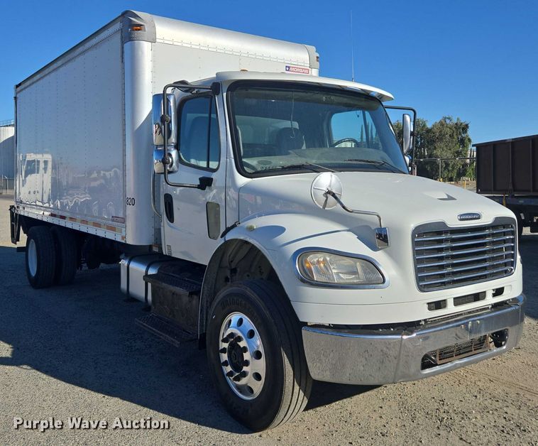 image for item DH8684 2014 Freightliner Business Class M2 box truck