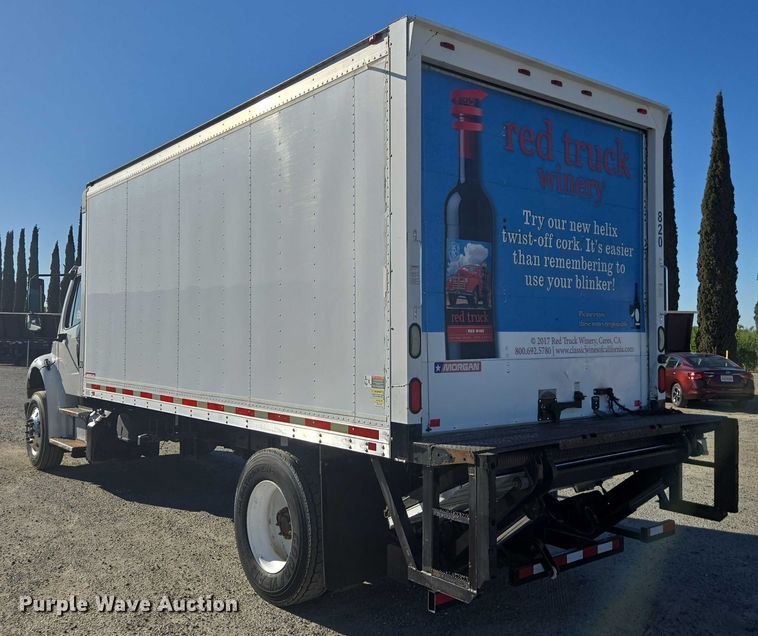 image for item DH8684 2014 Freightliner Business Class M2 box truck