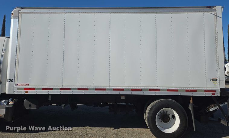 image for item DH8684 2014 Freightliner Business Class M2 box truck