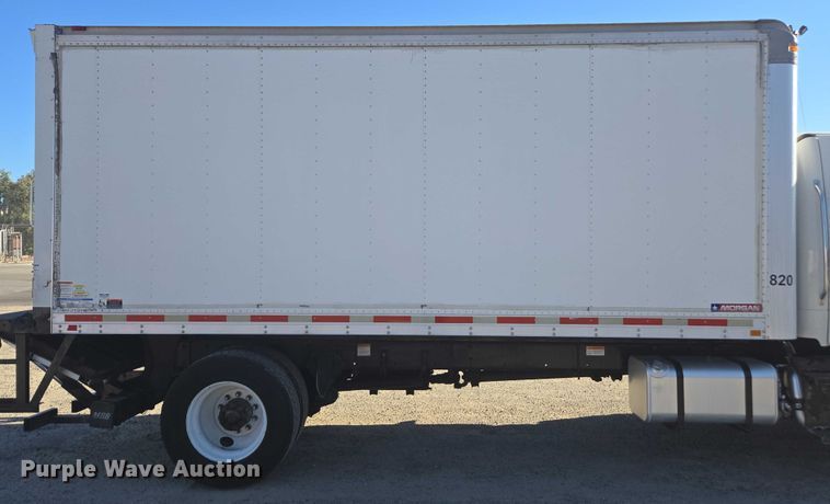 image for item DH8684 2014 Freightliner Business Class M2 box truck