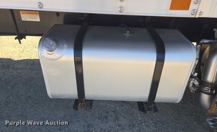 image for item DH8684 2014 Freightliner Business Class M2 box truck