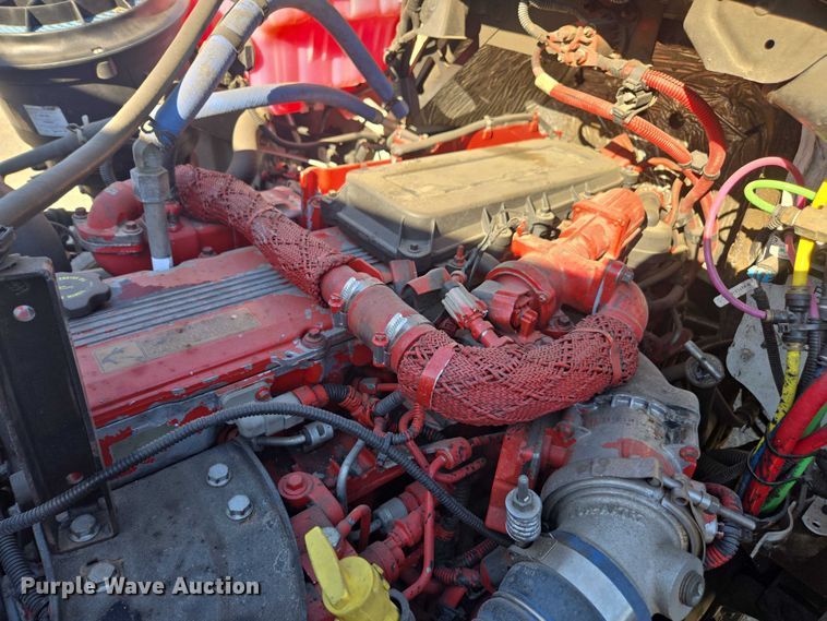 image for item DH8684 2014 Freightliner Business Class M2 box truck