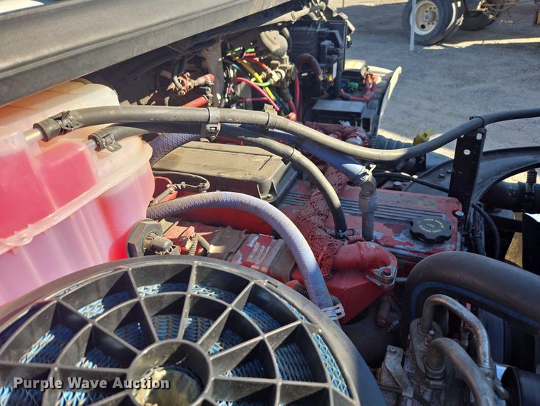 image for item DH8684 2014 Freightliner Business Class M2 box truck