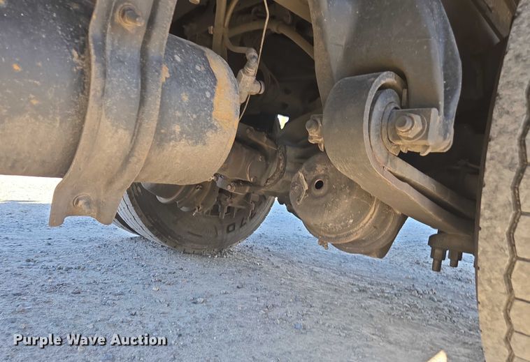 image for item DH8684 2014 Freightliner Business Class M2 box truck