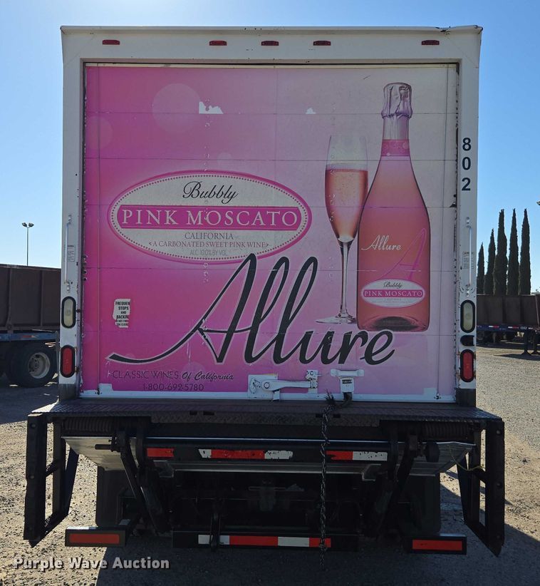 image for item DH8685 2013 Freightliner Business Class M2 box truck