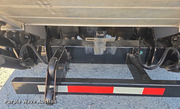 image for item DH8685 2013 Freightliner Business Class M2 box truck