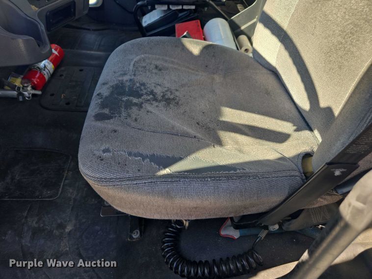 image for item DH8685 2013 Freightliner Business Class M2 box truck