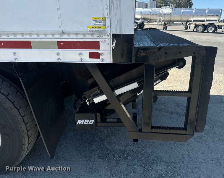 image for item DH8686 2014 Freightliner Business Class M2 box truck