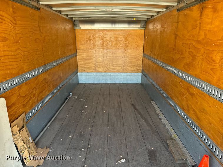 image for item DH8686 2014 Freightliner Business Class M2 box truck