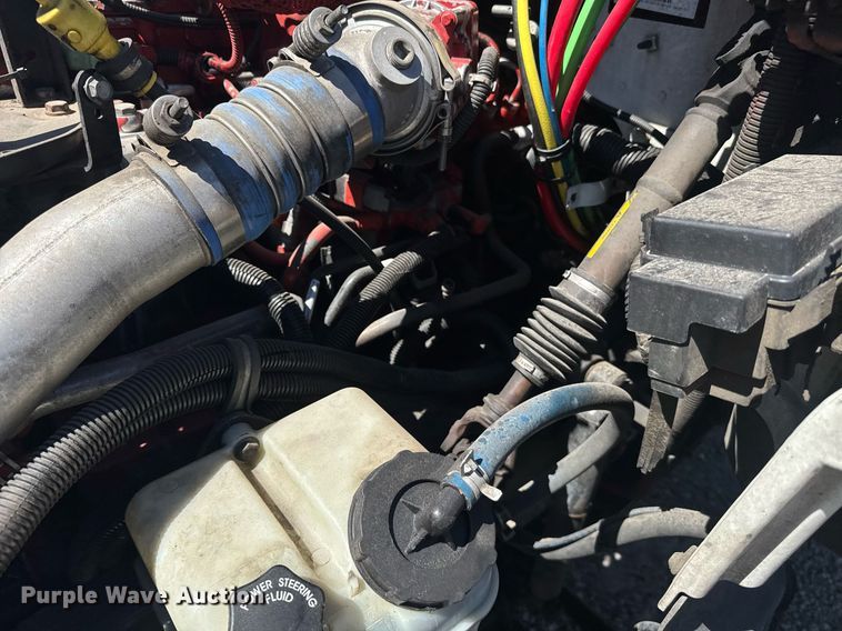 image for item DH8686 2014 Freightliner Business Class M2 box truck