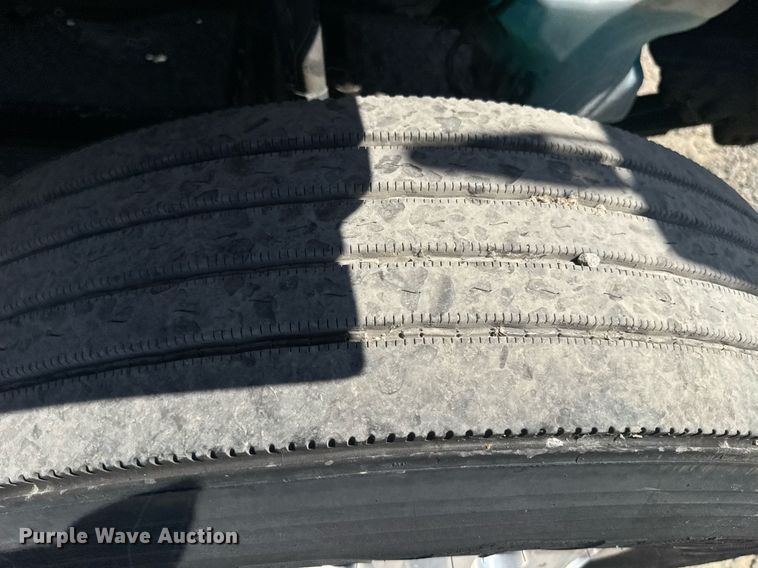 image for item DH8686 2014 Freightliner Business Class M2 box truck