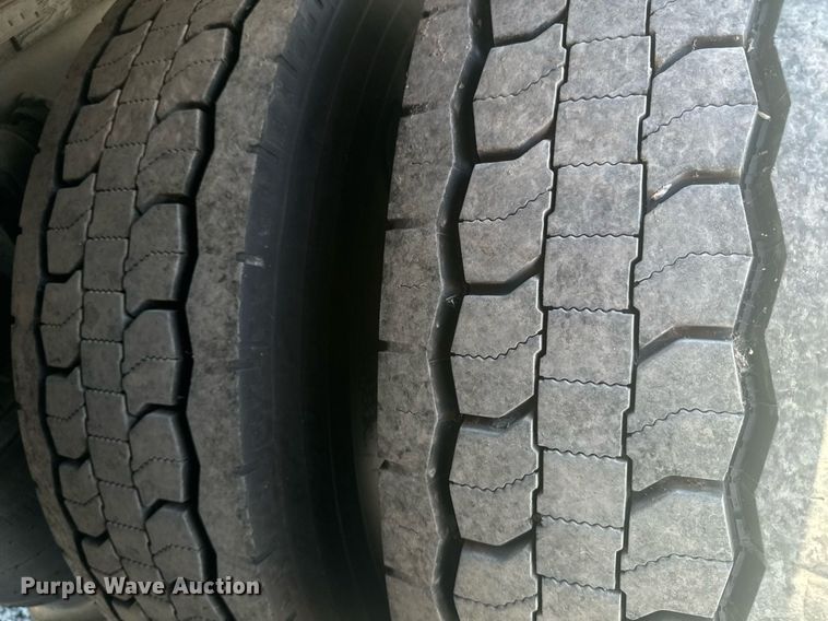 image for item DH8686 2014 Freightliner Business Class M2 box truck