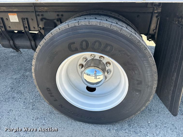 image for item DH8686 2014 Freightliner Business Class M2 box truck