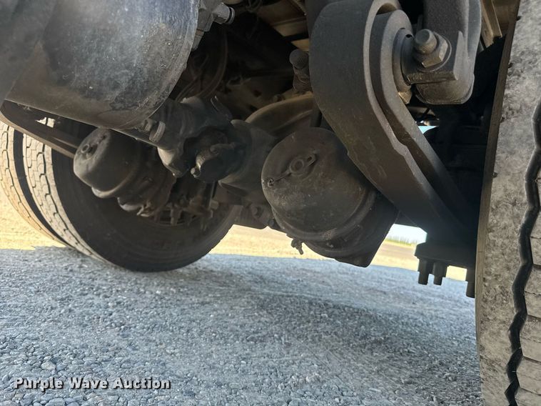 image for item DH8686 2014 Freightliner Business Class M2 box truck