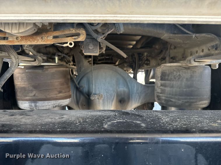 image for item DH8686 2014 Freightliner Business Class M2 box truck