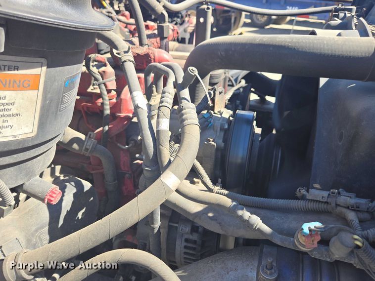 image for item DH8687 2013 Freightliner Business Class M2 box truck