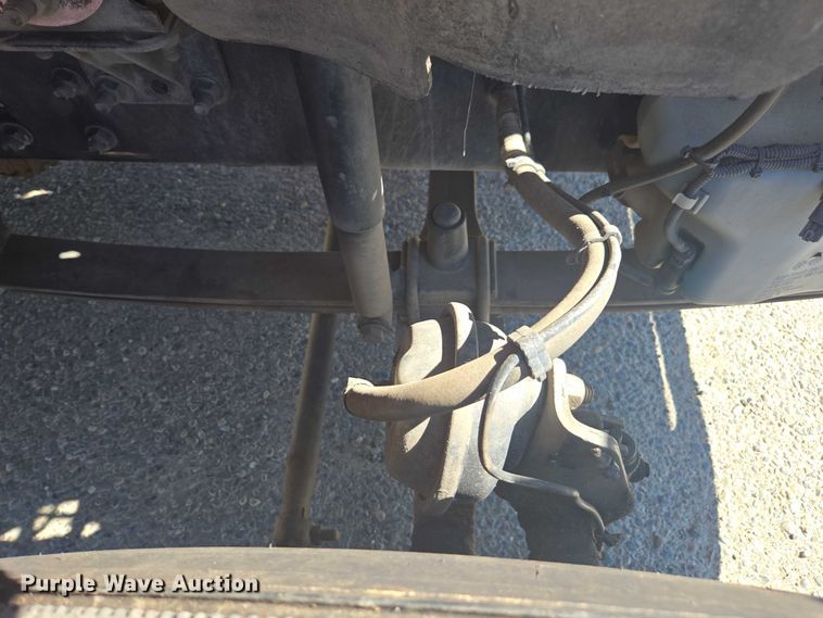 image for item DH8687 2013 Freightliner Business Class M2 box truck