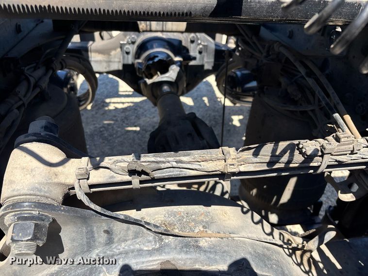 image for item DH8688 2020 Mack Anthem AN64T semi truck