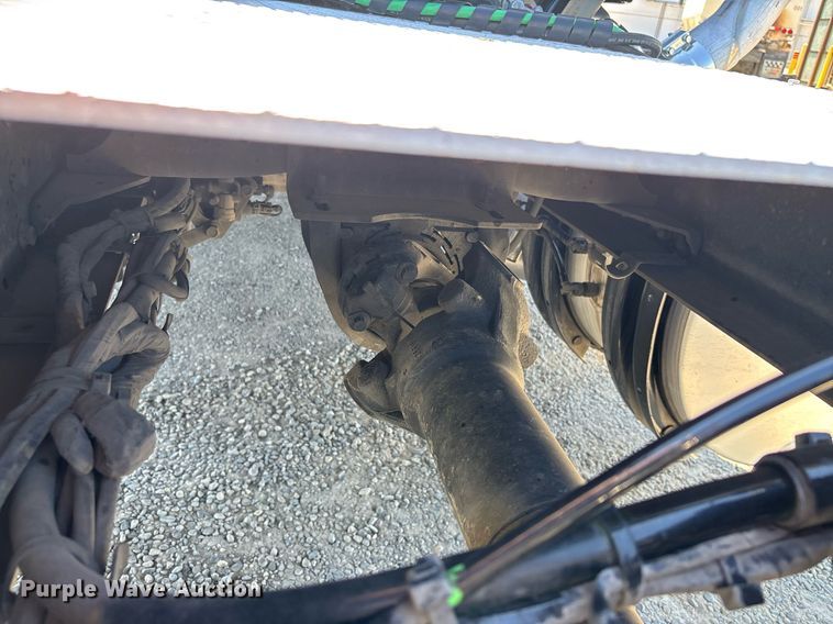 image for item DH8688 2020 Mack Anthem AN64T semi truck