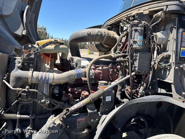 image for item DH8688 2020 Mack Anthem AN64T semi truck