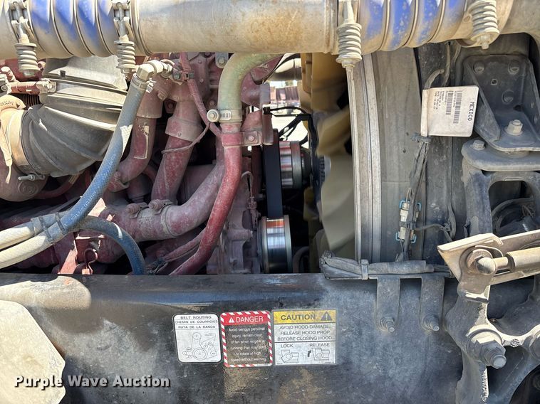 image for item DH8688 2020 Mack Anthem AN64T semi truck