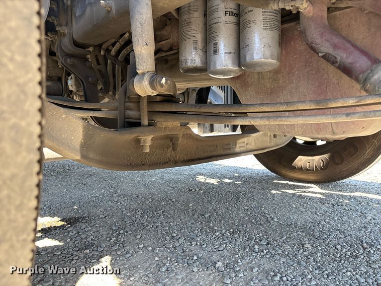 image for item DH8688 2020 Mack Anthem AN64T semi truck