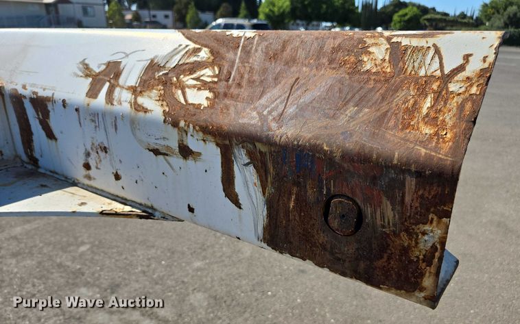 image for item DH8693 2016 Cheetah container trailer