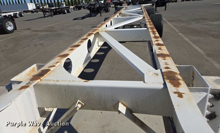 image for item DH8693 2016 Cheetah container trailer