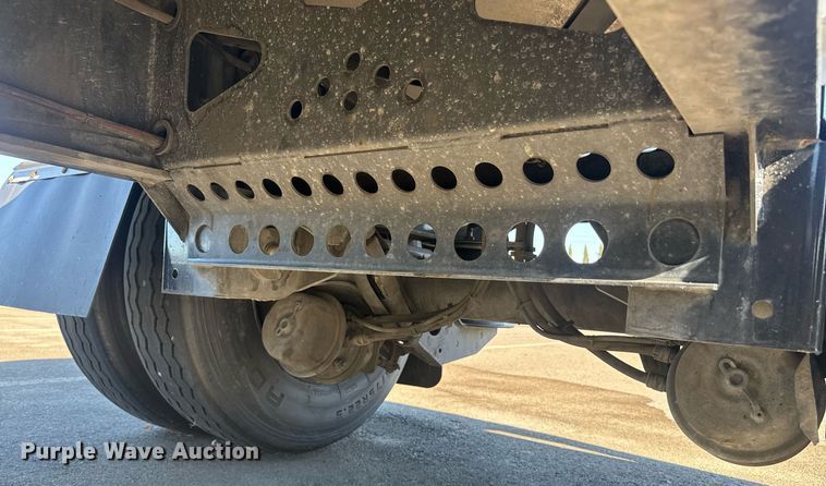 image for item DH8695 2021 Pratt DC432LS9AL-R017 container trailer