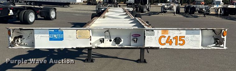 image for item DH8698 2015 Cheetah container trailer