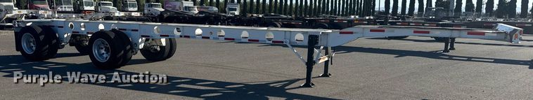 image for item DH8698 2015 Cheetah container trailer