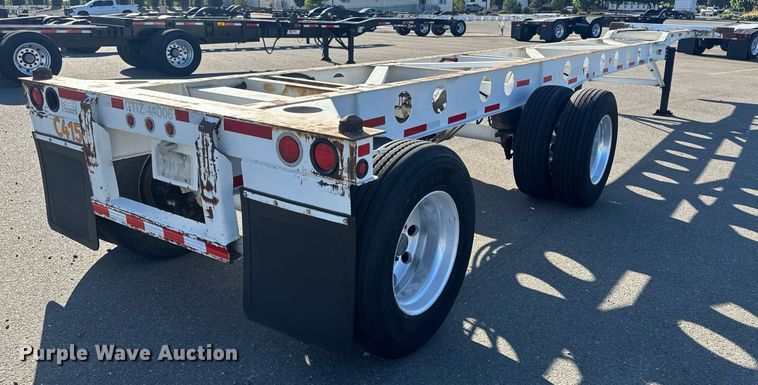 image for item DH8698 2015 Cheetah container trailer