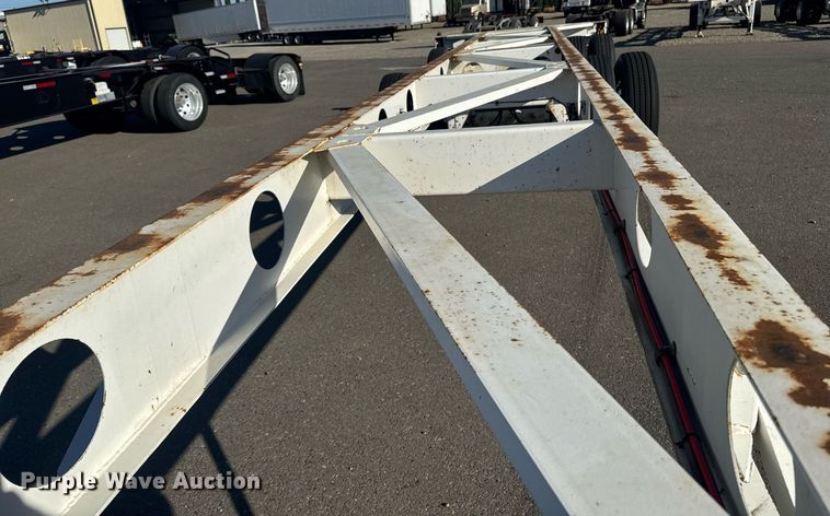 image for item DH8698 2015 Cheetah container trailer