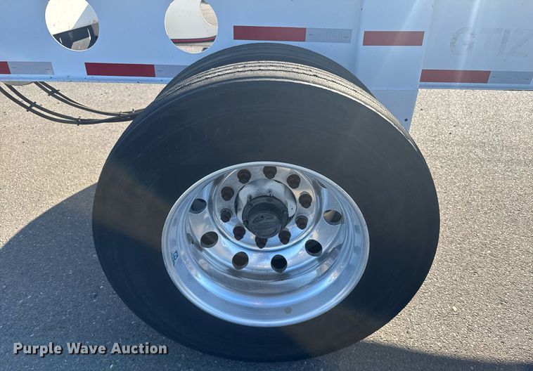 image for item DH8698 2015 Cheetah container trailer