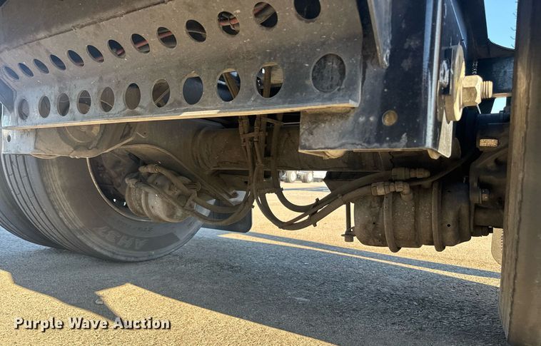 image for item DH8699 2023 Pratt DC432LS9A-R007 container trailer