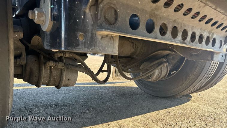 image for item DH8699 2023 Pratt DC432LS9A-R007 container trailer