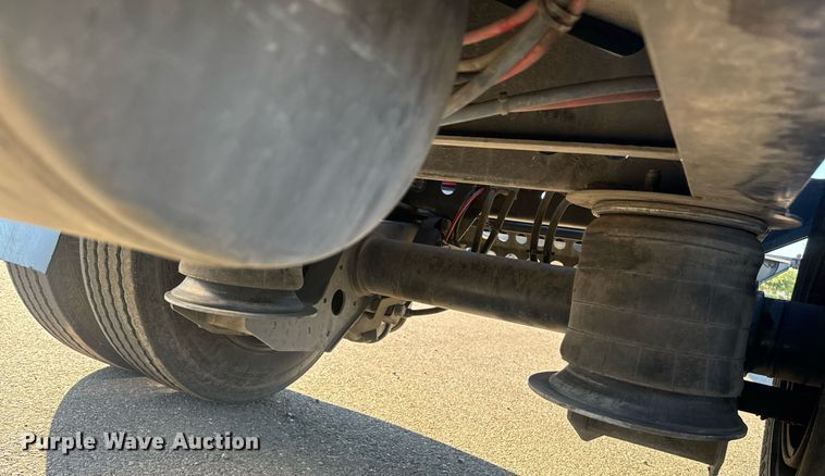 image for item DH8700 2021 Pratt DC432LS9AL-R018 container trailer