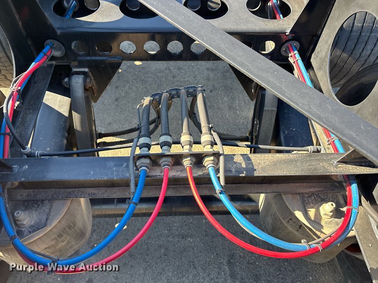 image for item DH8703 2021 Pratt GN412LA-EC-SS-R002 container trailer