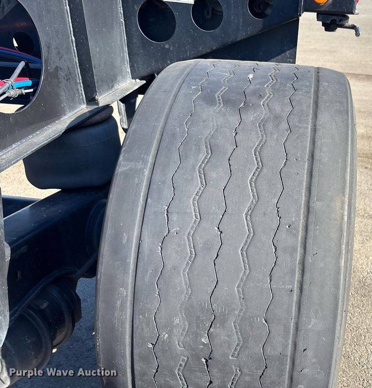 image for item DH8703 2021 Pratt GN412LA-EC-SS-R002 container trailer