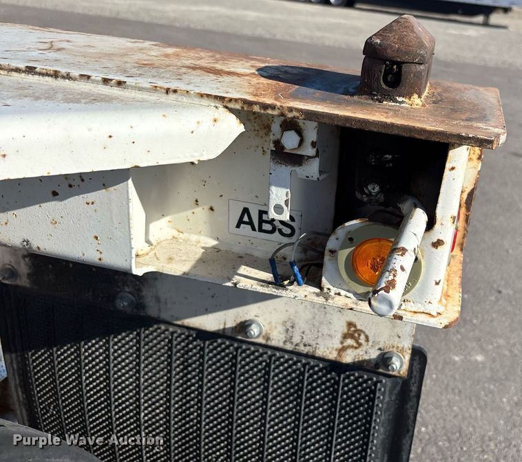 image for item DH8704 2015 Cheetah container trailer