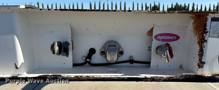 image for item DH8705 2016 Cheetah container trailer