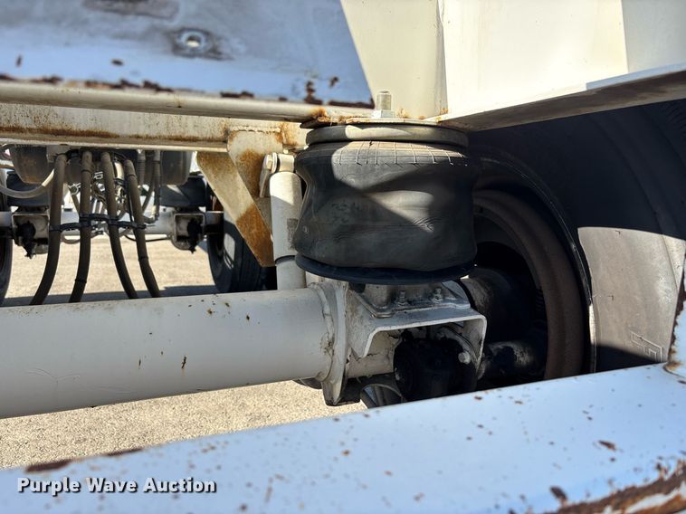 image for item DH8705 2016 Cheetah container trailer