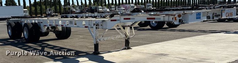 image for item DH8707 2015 Cheetah container trailer